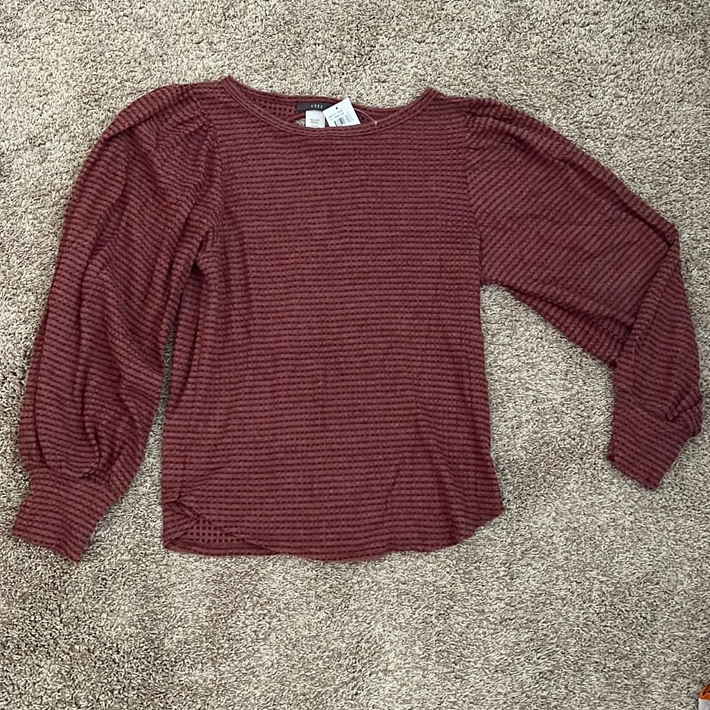 New Gyft Ladies Long Sleeve Top